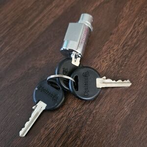 Chateau lock with 3 keys